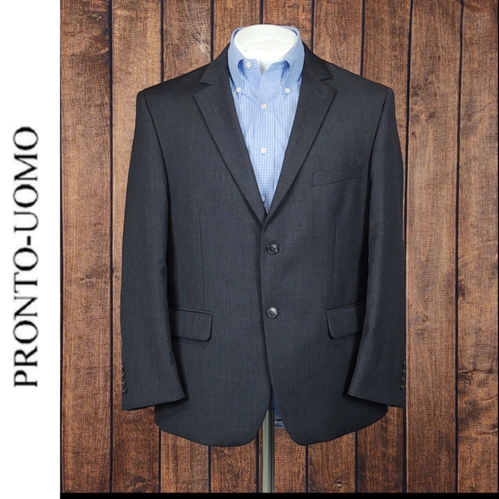 2 Button Modern Fit Platinum Men's Blazer Like New